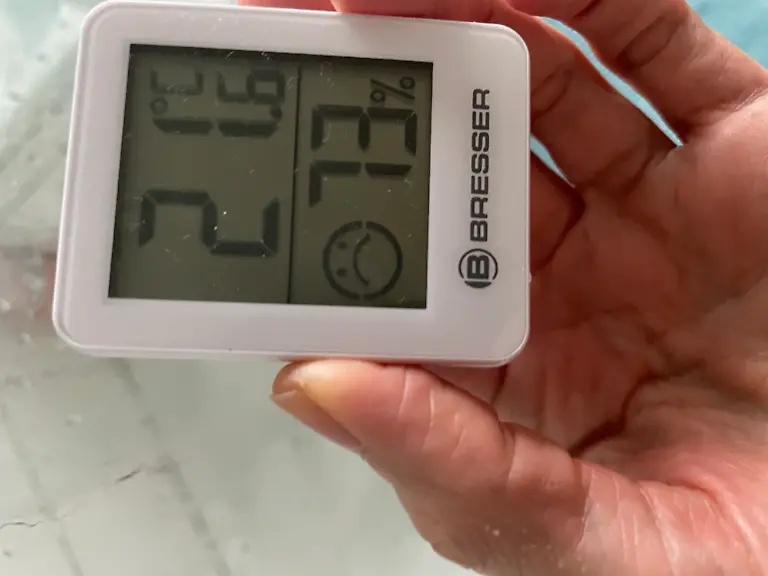 Bresser Hygrometer negativ Smiley im Test